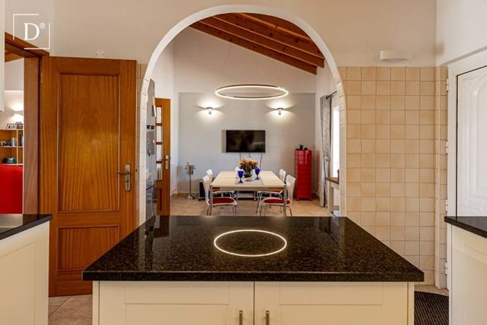 Image No.8-4 Bed Villa for sale