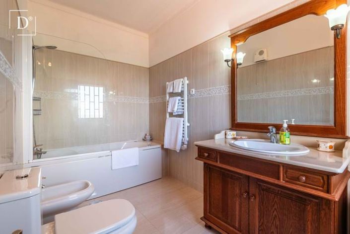 Image No.19-4 Bed Villa for sale