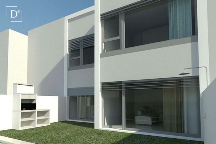 Image No.1-4 Bed Villa for sale