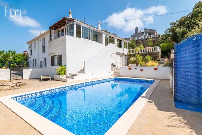Image No.1-2 Bed Villa for sale