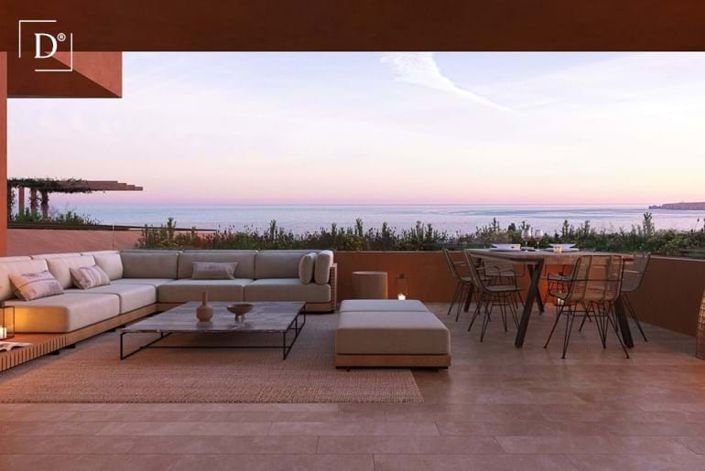 Image No.8-4 Bed Land for sale