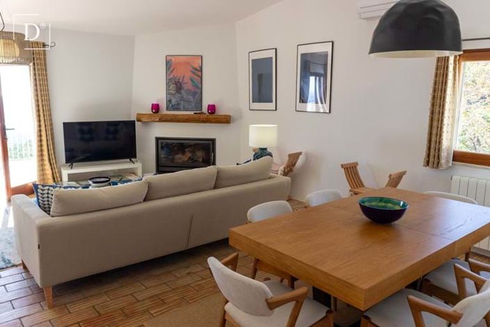 Image No.2-4 Bed Villa for sale