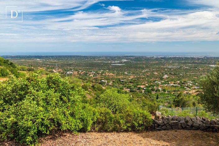 Image No.10-3 Bed Villa for sale