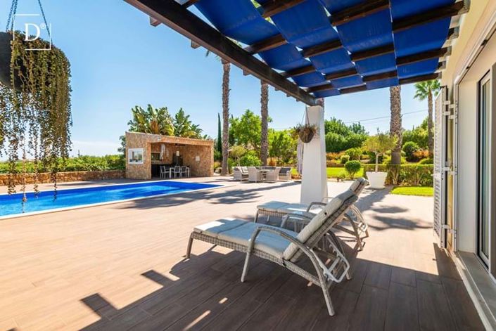 Image No.7-4 Bed Villa for sale