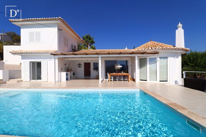 Image No.1-3 Bed Villa for sale