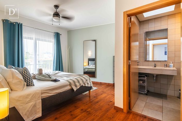 Image No.18-2 Bed Apartment for sale