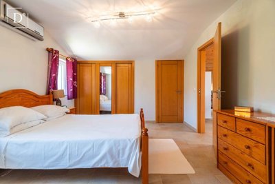 1-12235-a6143ebb3cb0547d86cbab874af8e5c603a53