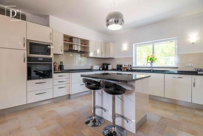 Image No.5-Villa de 4 chambres à vendre à Sao Bras de Alportel