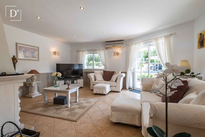 Image No.3-5 Bed Villa for sale