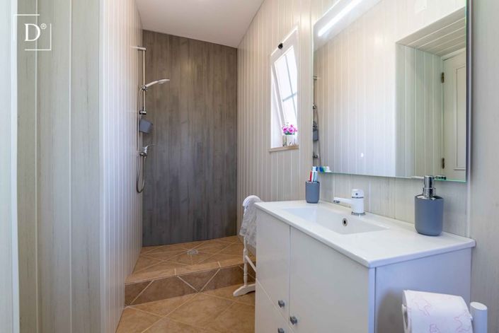 Image No.27-5 Bed Villa for sale