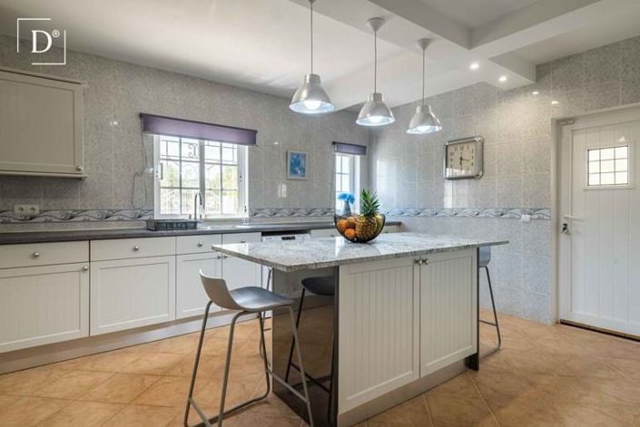 Image No.33-5 Bed Villa for sale