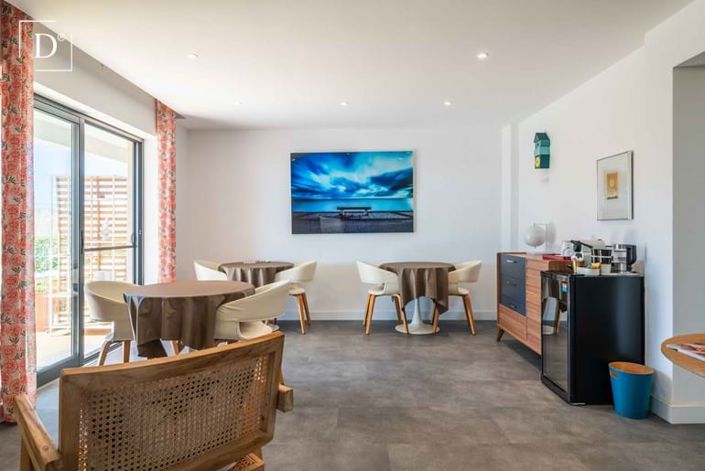 Image No.4-4 Bed Villa for sale