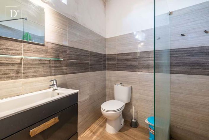 Image No.10-3 Bed Villa for sale