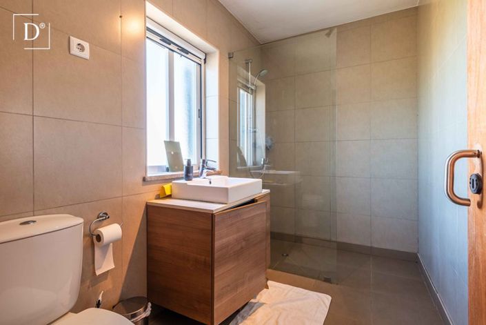 Image No.11-3 Bed Villa for sale