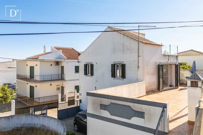 Image No.19-3 Bed Villa for sale