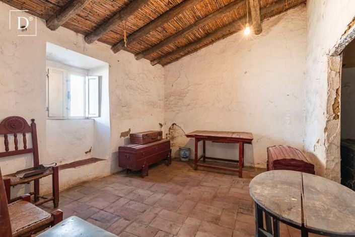 Image No.2-3 Bed Villa for sale