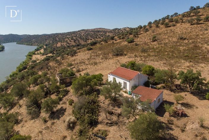 Image No.25-2 Bed Villa for sale