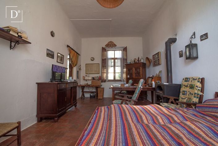 Image No.4-2 Bed Villa for sale