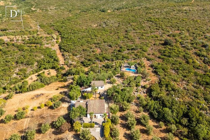 Image No.1-4 Bed Villa for sale
