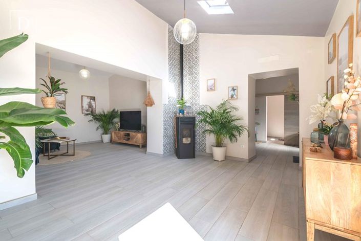 Image No.7-4 Bed Villa for sale