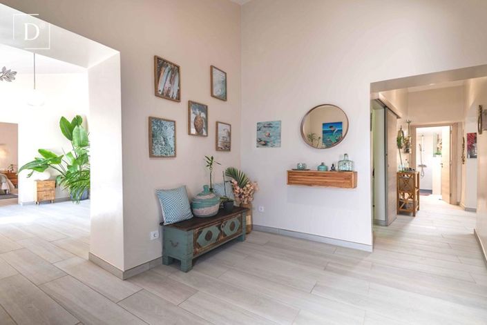 Image No.8-4 Bed Villa for sale