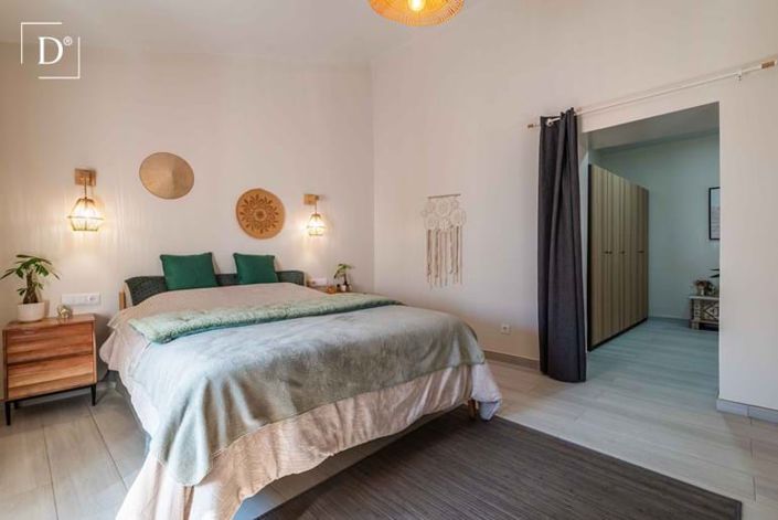 Image No.10-4 Bed Villa for sale