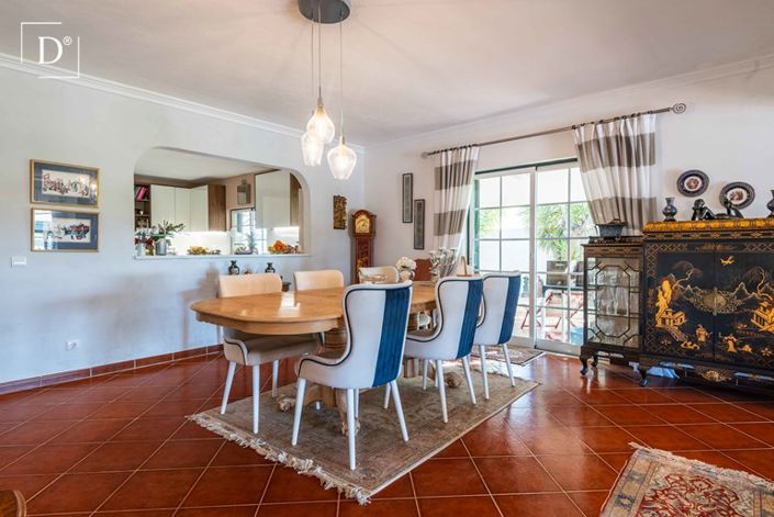 Image No.6-4 Bed Villa for sale