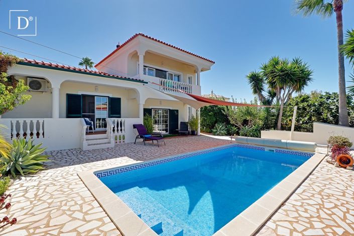 Image No.4-4 Bed Villa for sale