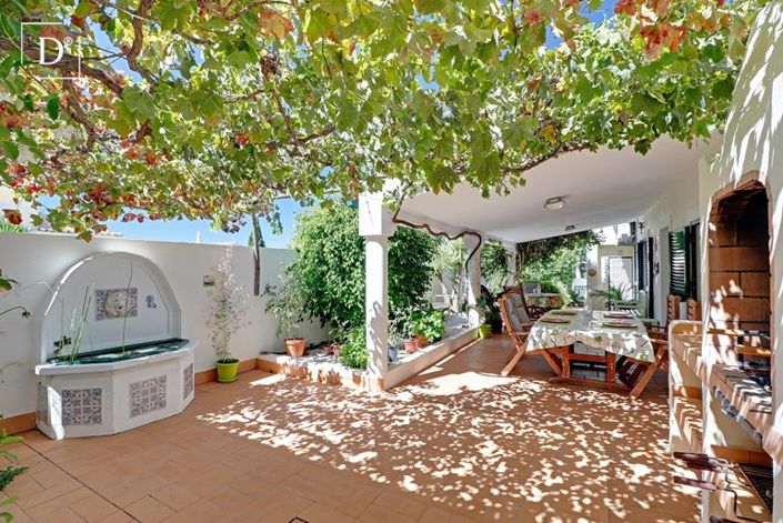 Image No.19-4 Bed Villa for sale