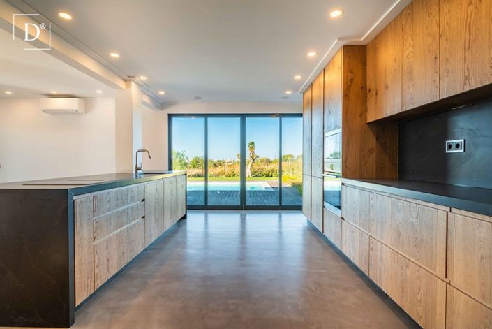 Image No.2-Villa de 5 chambres à vendre à Loule