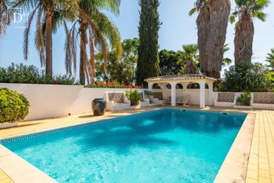 1-12305-a6143ebb3cb0547d86cbab874af8e5c603a53