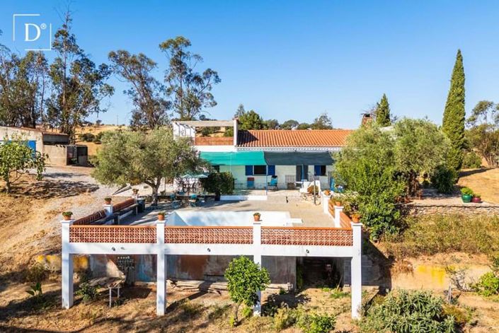 Image No.25-2 Bed Villa for sale