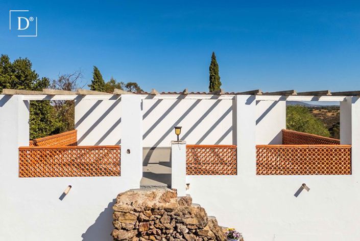 Image No.31-2 Bed Villa for sale