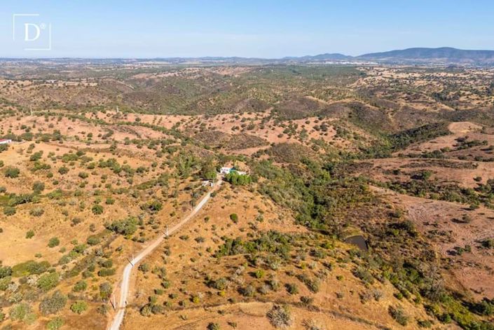 Image No.42-2 Bed Villa for sale