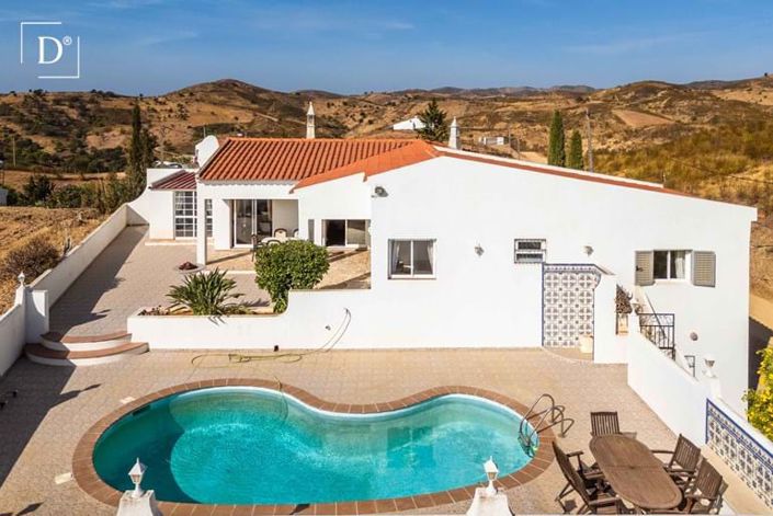 Tavira, Villa