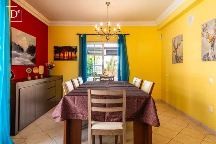 Image No.9-4 Bed Villa for sale