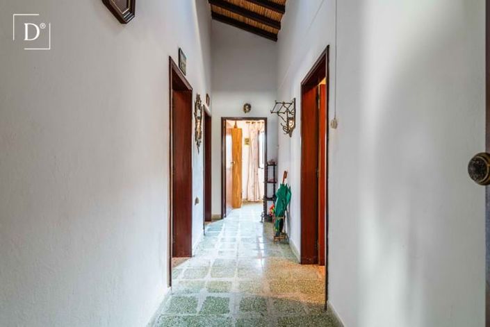 Image No.14-4 Bed Villa for sale