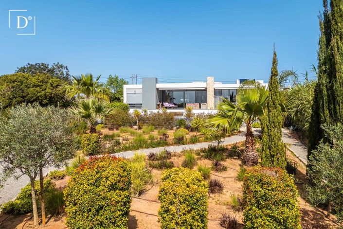 Image No.52-4 Bed Villa for sale