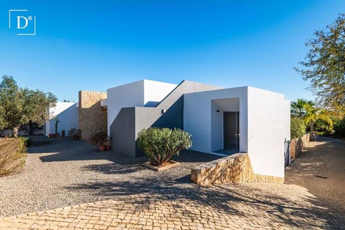 Image No.6-4 Bed Villa for sale