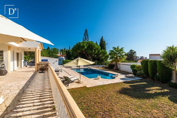 Image No.12-4 Bed Villa for sale