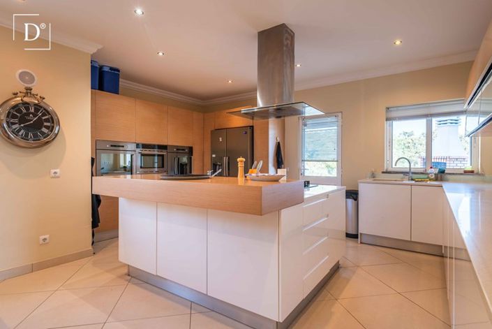 Image No.5-4 Bed Villa for sale