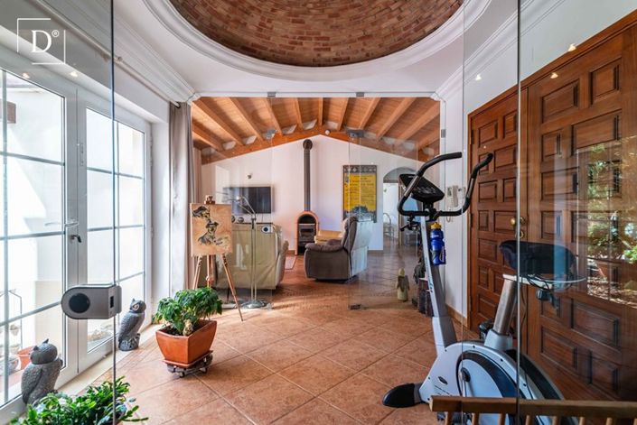 Image No.7-3 Bed Villa for sale