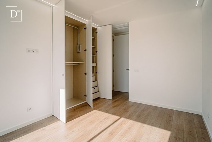 Image No.20-3 Bed Villa for sale