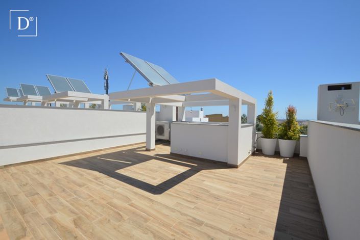 Image No.26-3 Bed Villa for sale