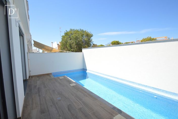 Image No.9-3 Bed Villa for sale