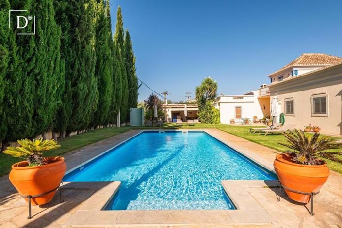 Image No.19-9 Bed Property for sale