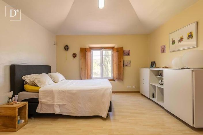 Image No.34-9 Bed Property for sale