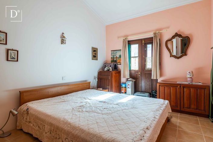 Image No.12-2 Bed Villa for sale