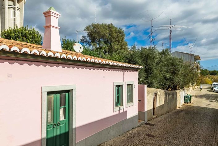 Image No.4-2 Bed Villa for sale