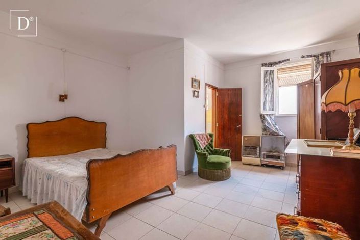 Image No.14-7 Bed Villa for sale